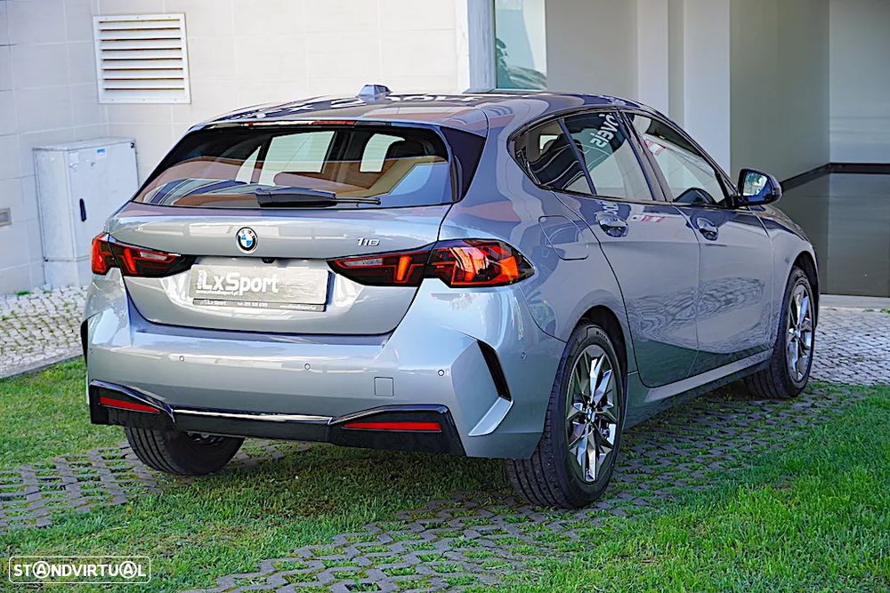 BMW 116 Standard - 9
