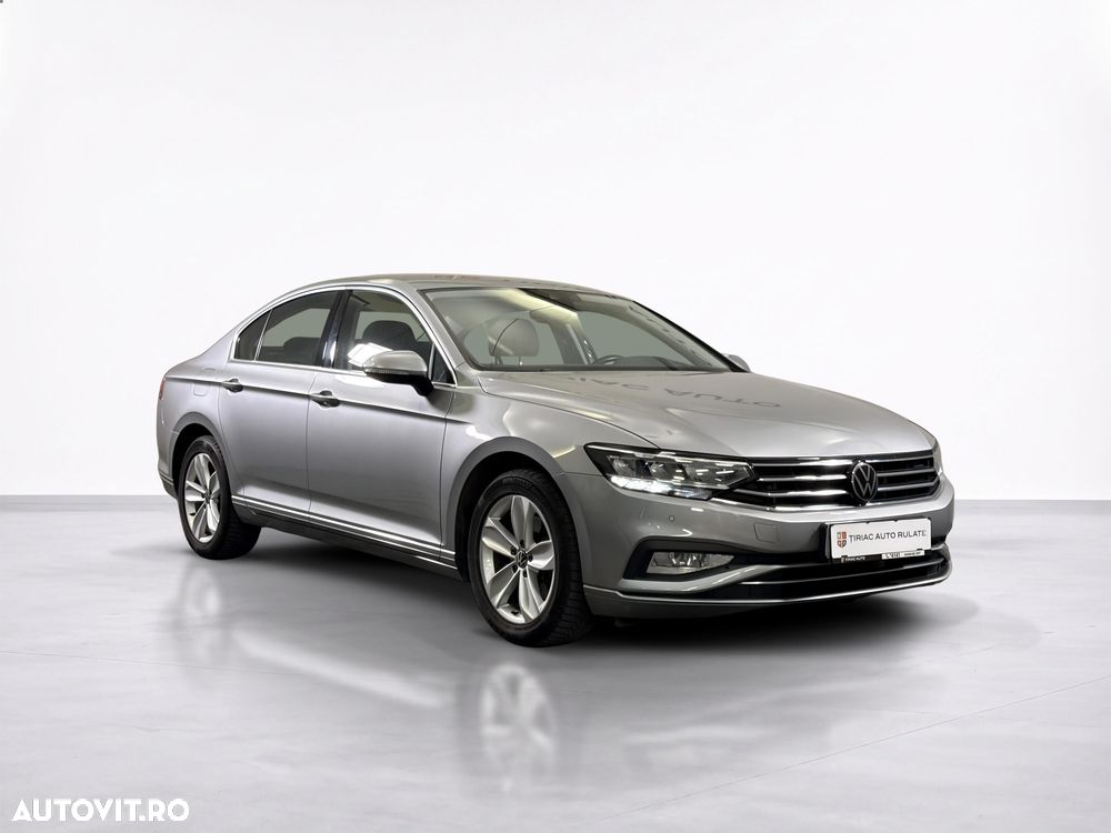 Volkswagen Passat - 8