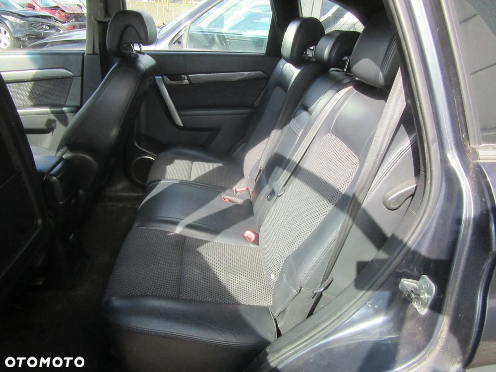 KANAPA FOTELE BOCZI 5 OSÓB Chevrolet Captiva 2007 r. Wszystkie części - 4