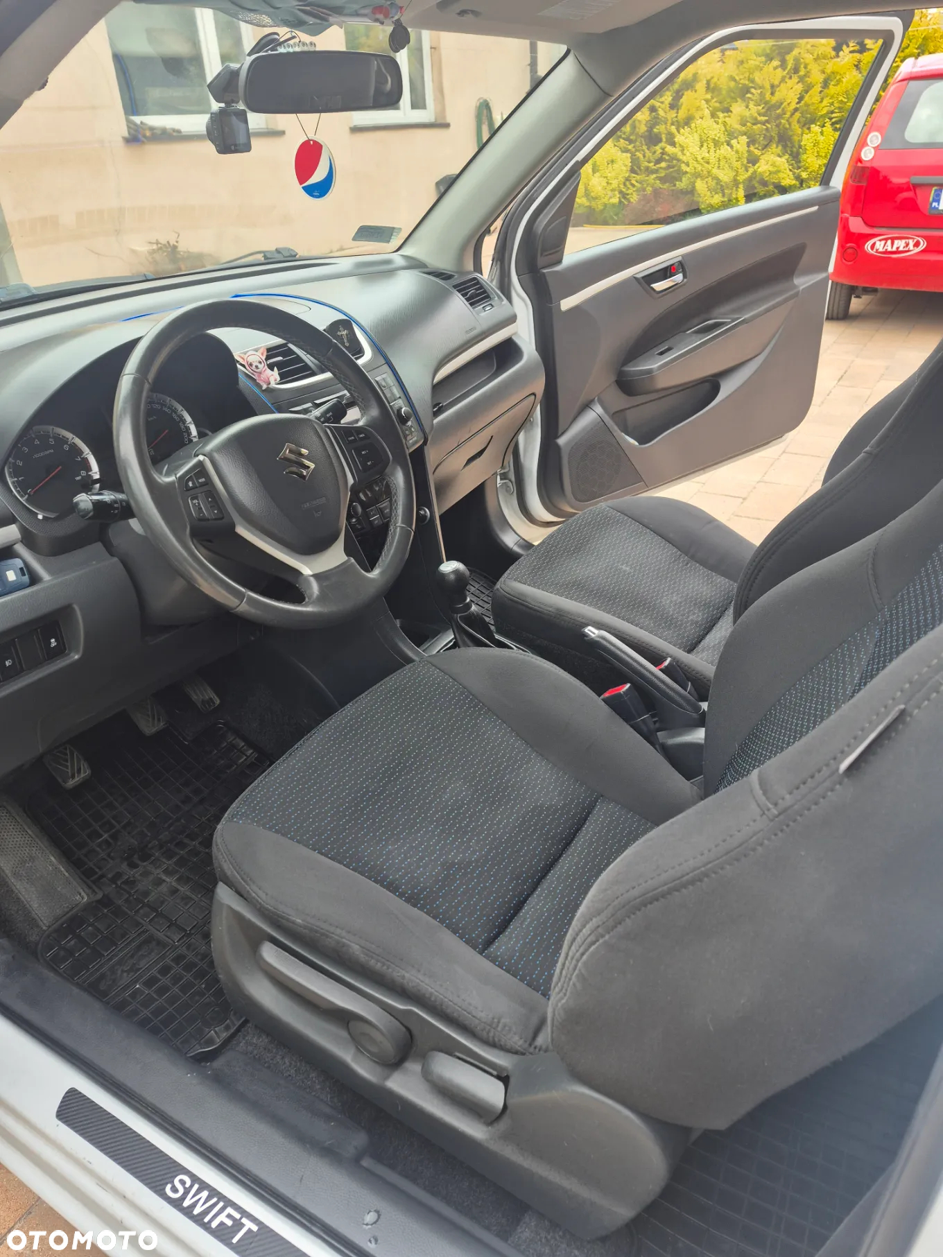Suzuki Swift 1.2 Club - 12
