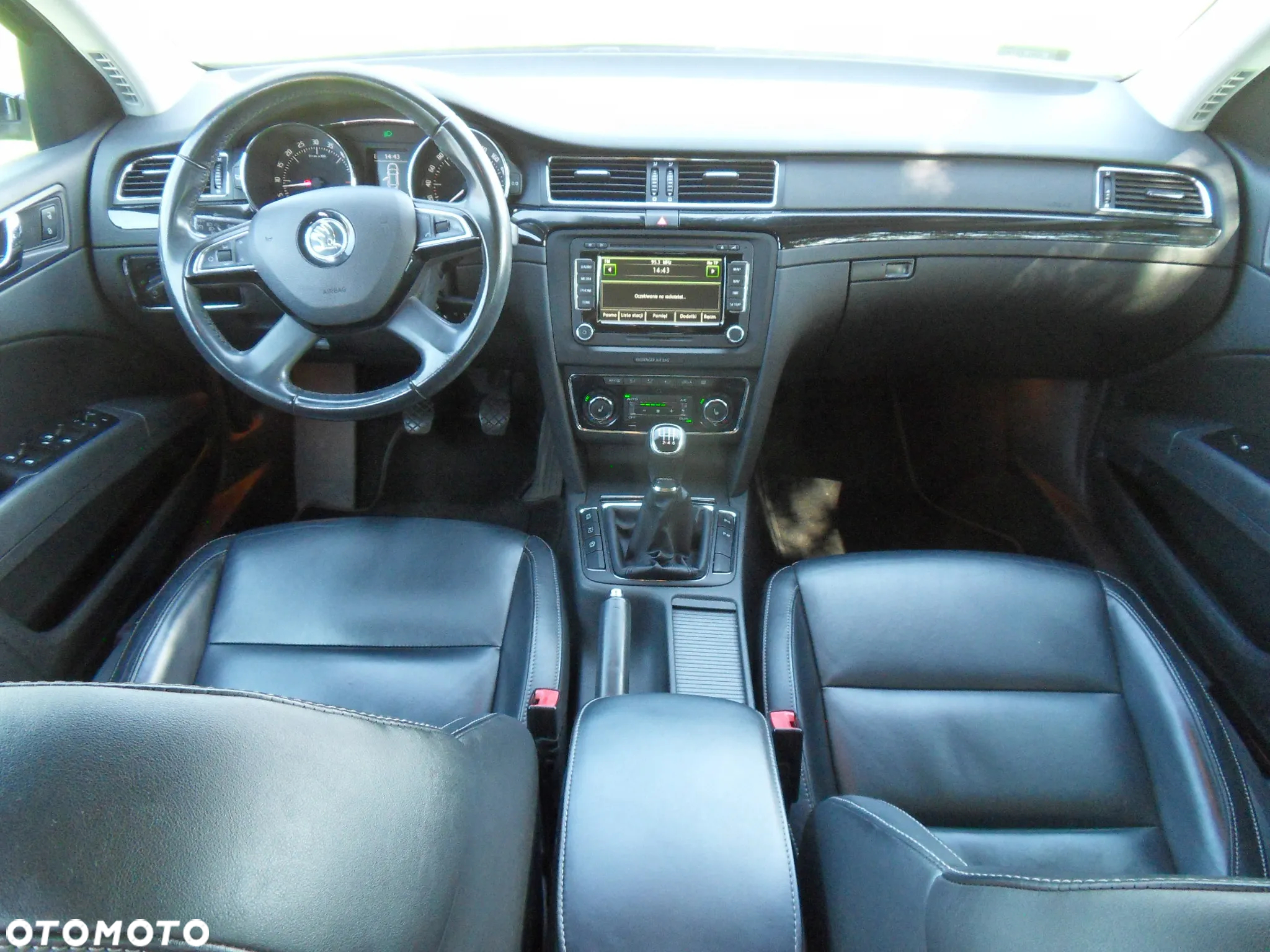 Skoda Superb 1.6 TDI Exclusive - 14