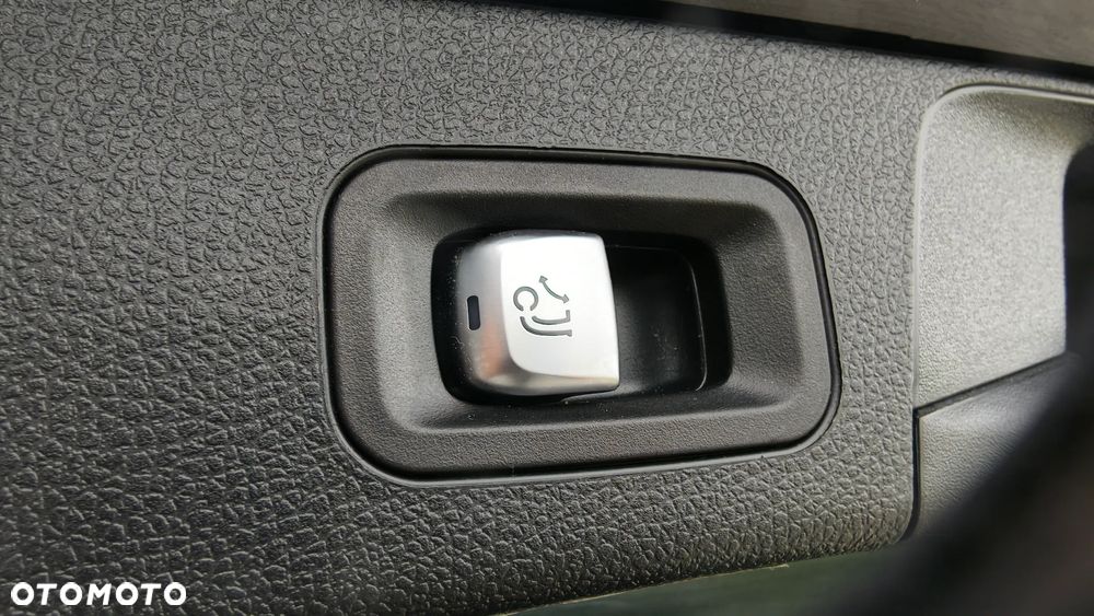 Mercedes-Benz Klasa C 220 d 9G-TRONIC Avantgarde - 27