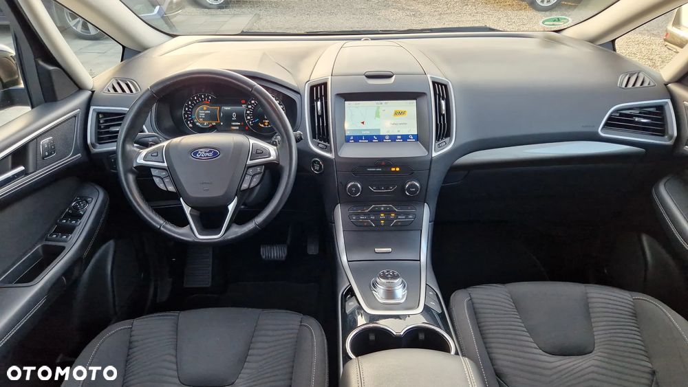 Ford S-Max 2.0 TDCi Titanium PowerShift - 7