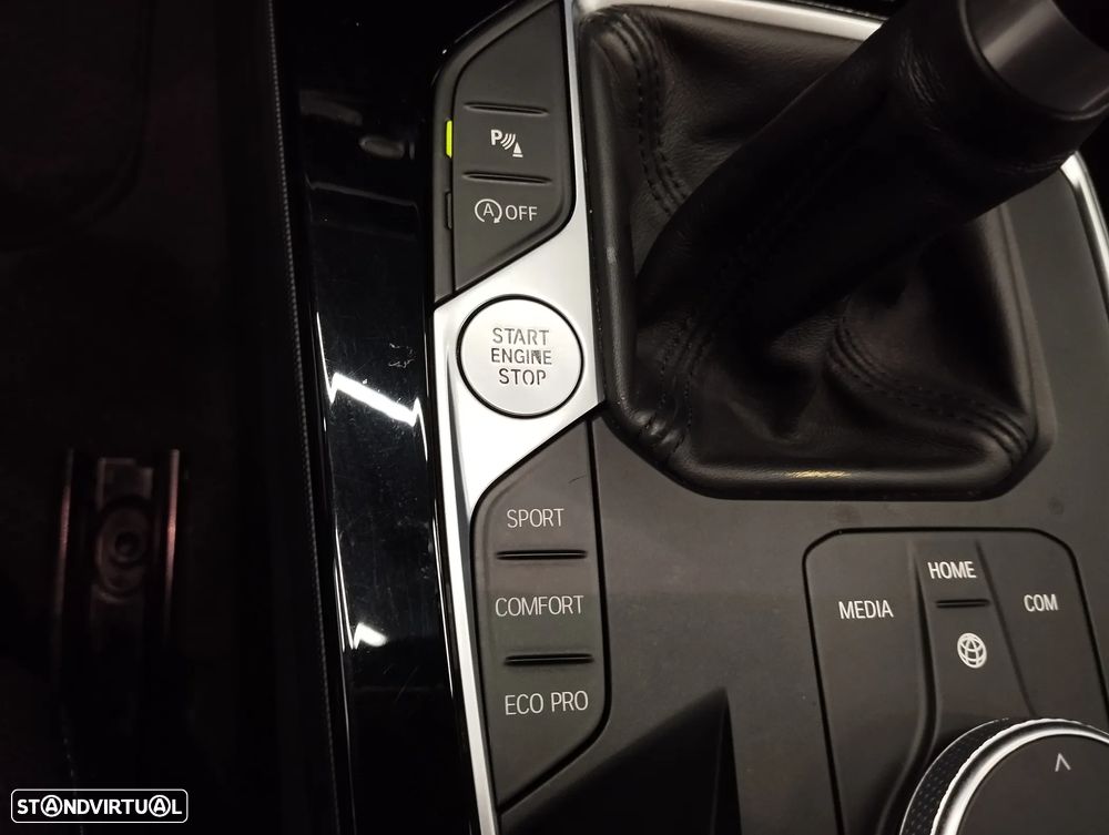 BMW 116 d Pack Desportivo M - 34