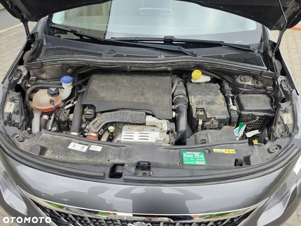 Peugeot 2008 1.2 Pure Tech Allure S&S EAT6 - 12