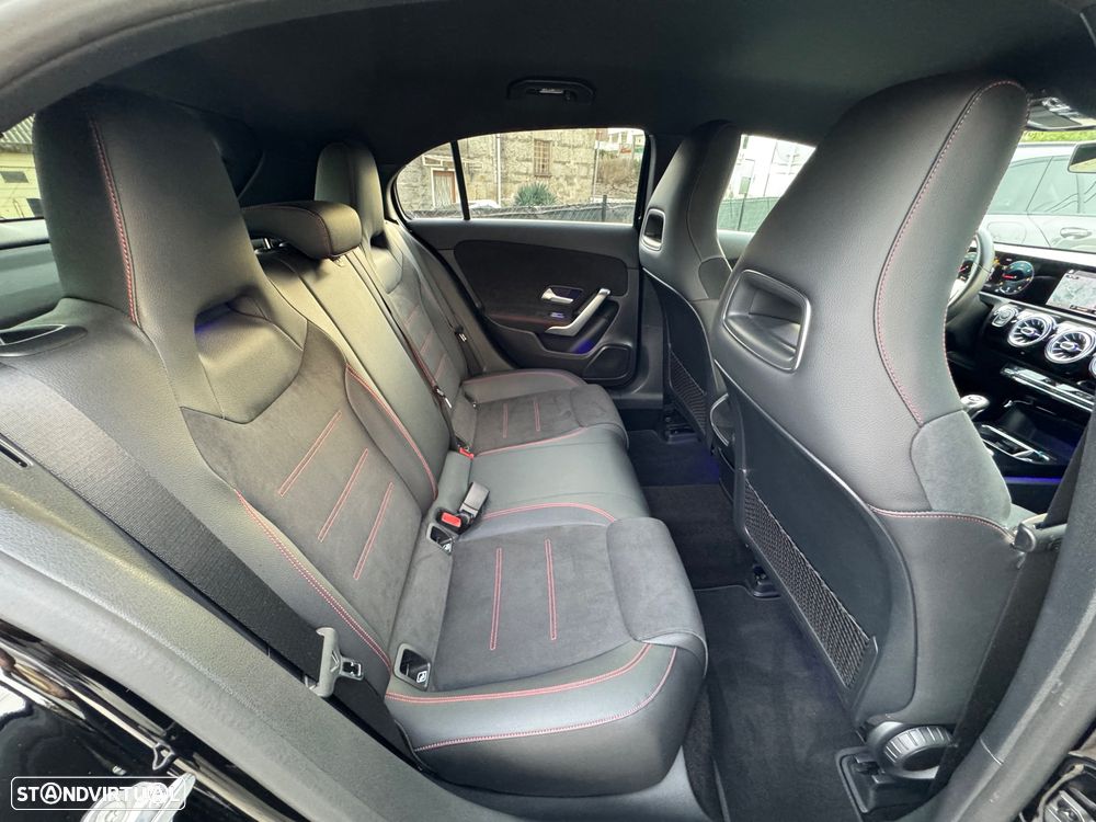 Mercedes-Benz A 180 d AMG Line - 12