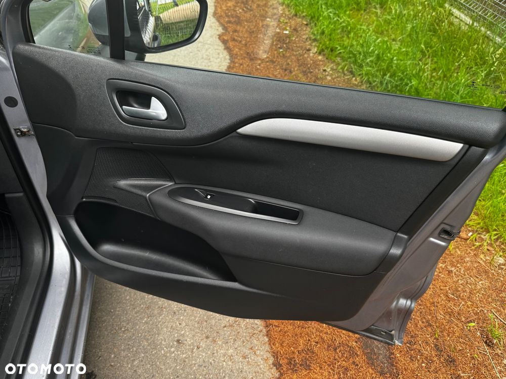 Citroën C4 e-HDi 115 ETG6 Exclusive - 14