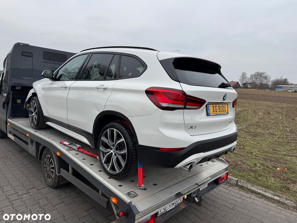 BMW X1 sDrive18d xLine sport - 3