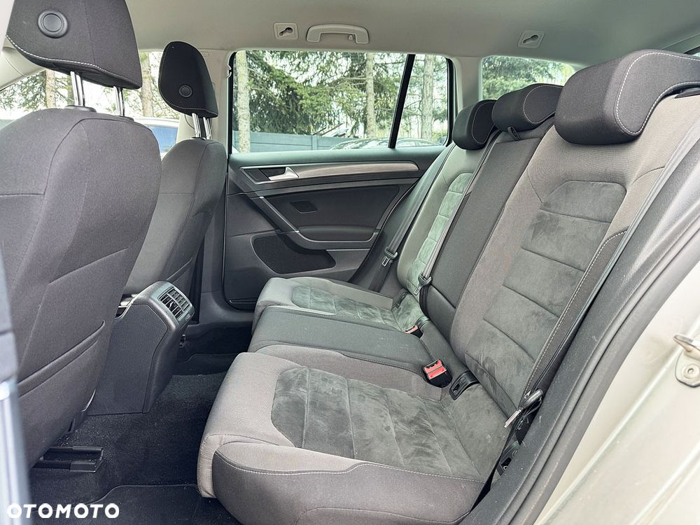 Volkswagen Golf 1.6 TDI SCR Trendline - 30