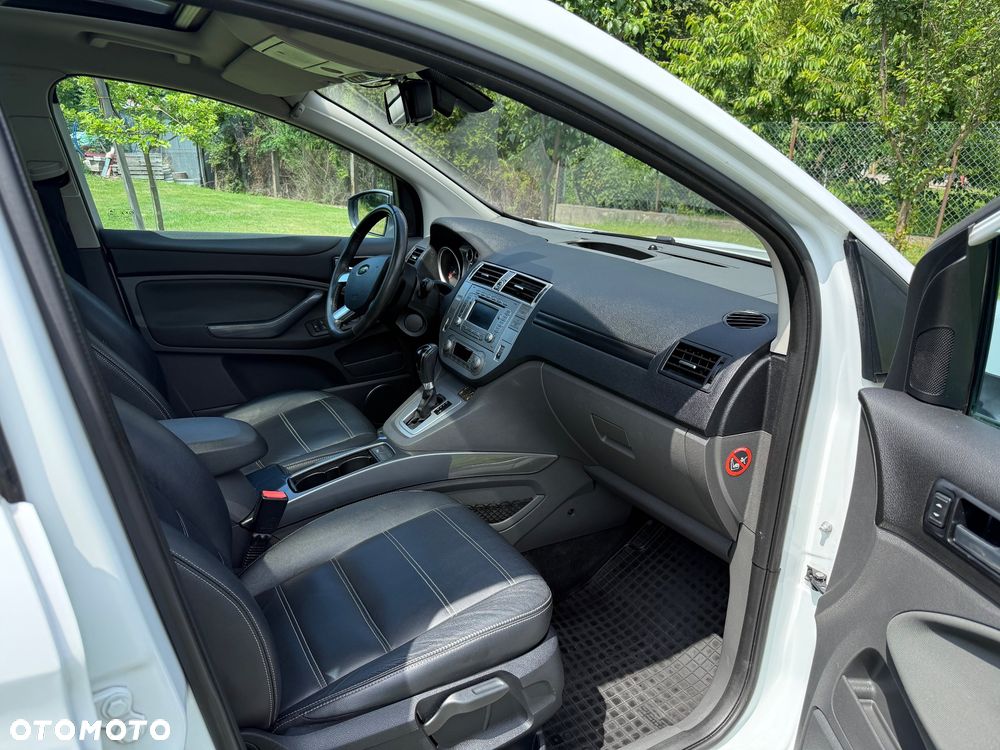 Ford Kuga 2.0 TDCi 4x4 Titanium - 14