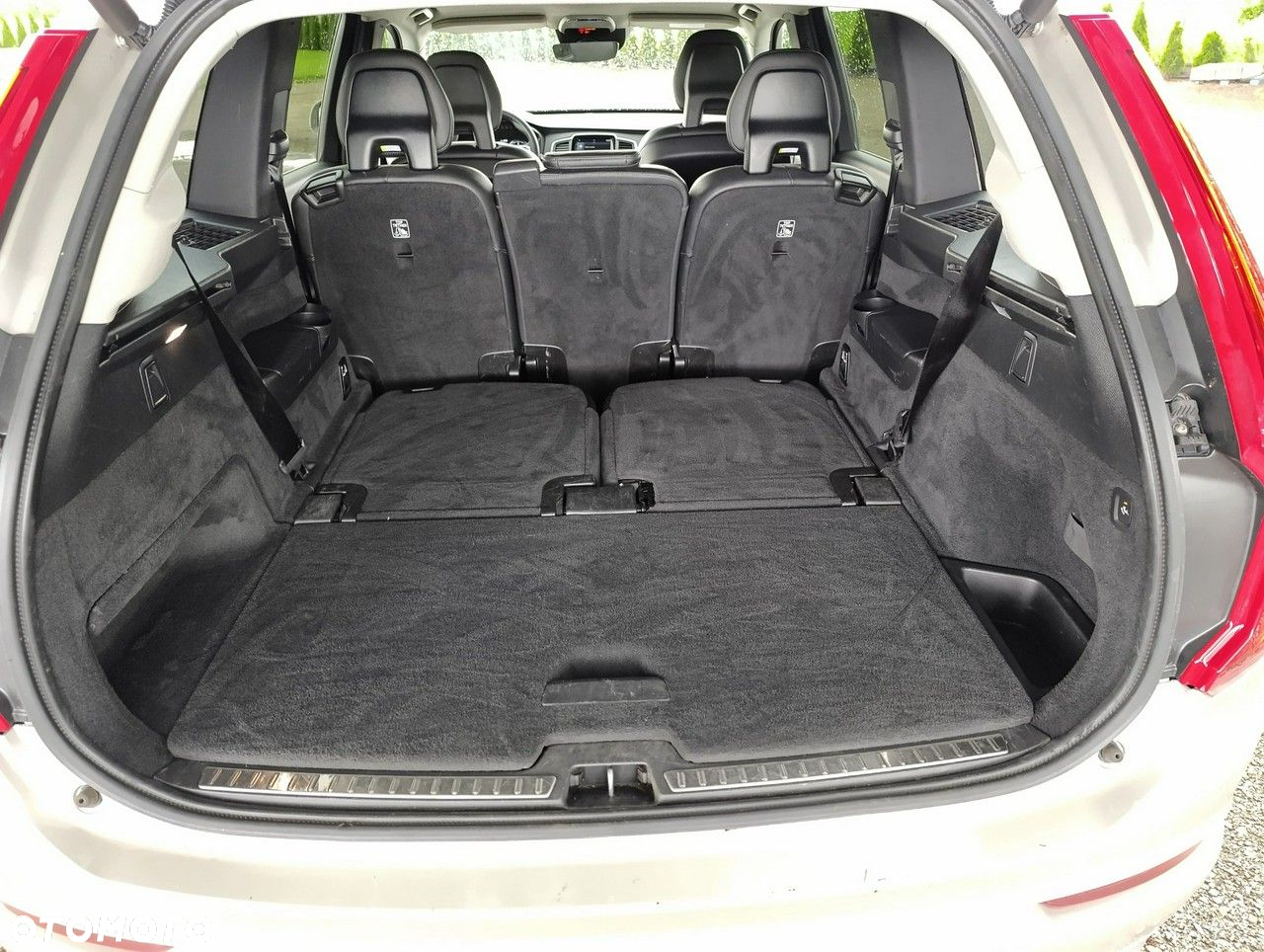 Volvo XC 90 - 35