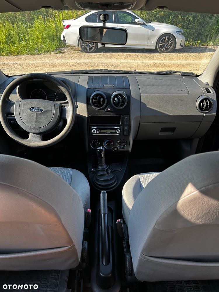 Ford Fusion 1.4 Ambiente - 10