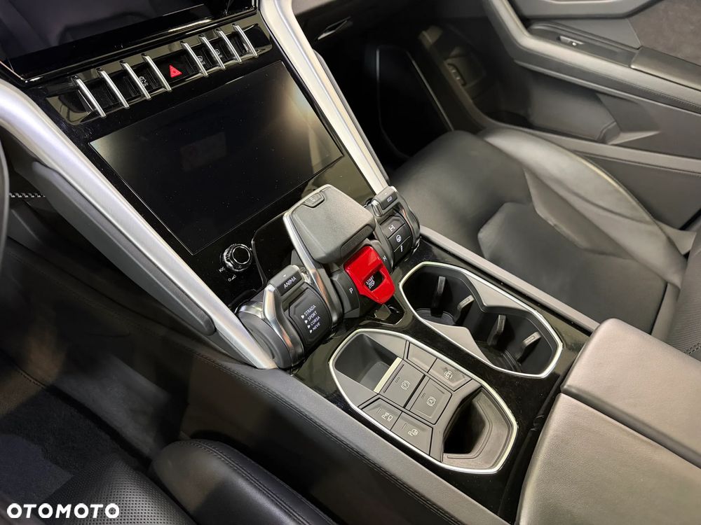 Lamborghini Urus - 19