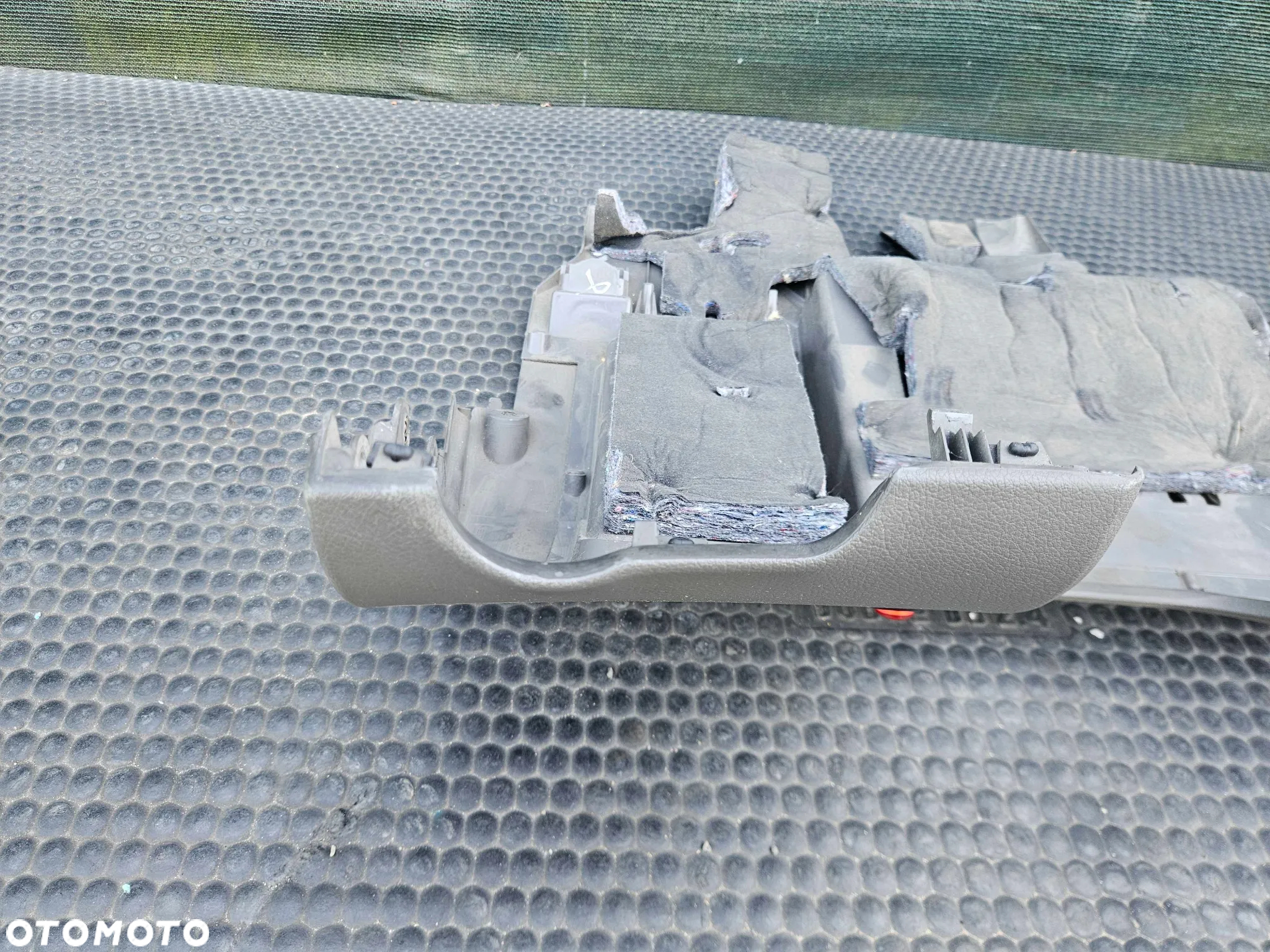 Schowek 8E1863075C Kierowcy Szary Swing Oslona pod Kierownice Europa Audi A4 B6 B7 - 39