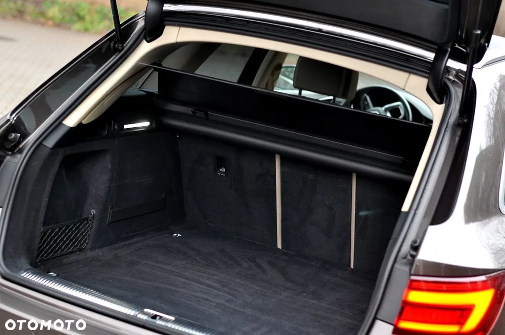 Audi A4 Avant 2.0 TDI DPF clean diesel multitronic S line Sportpaket - 16