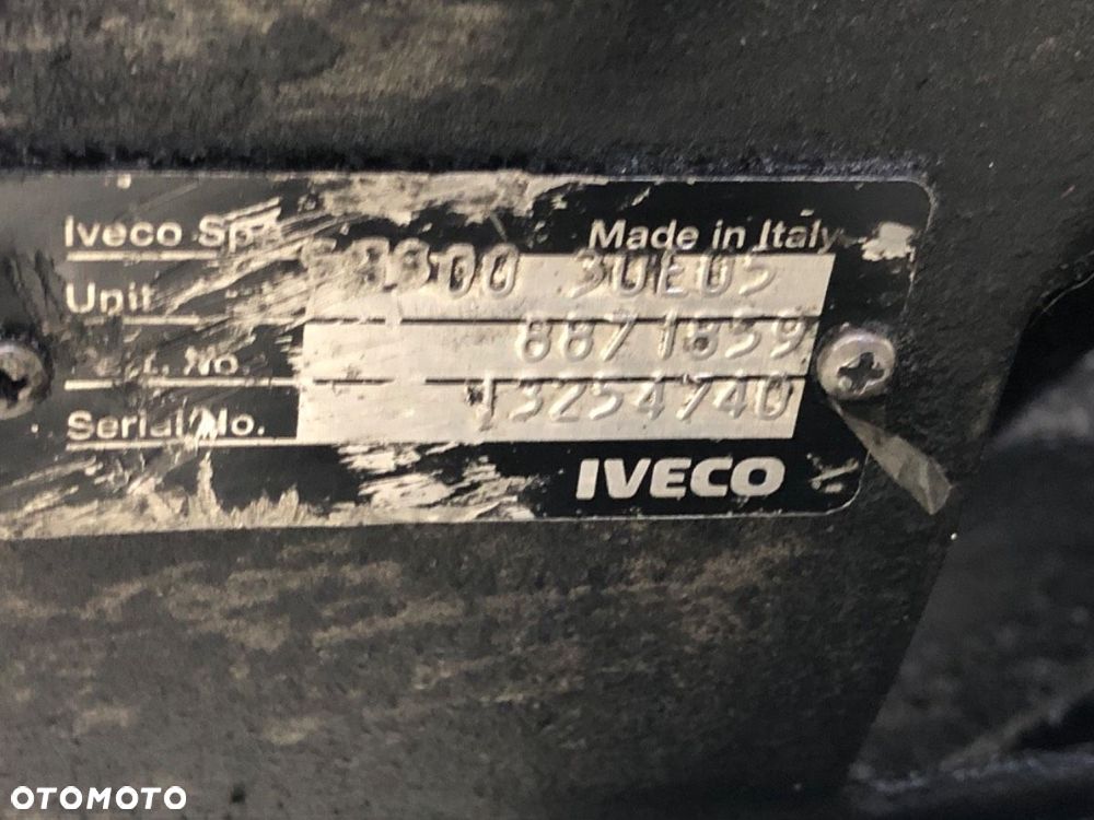 SKRZYNIA BIEGÓW  IVECO DAILY III Skrzynia 1997 - 2009 35 C 14 100 kW [136 KM] olej napędowy 2004 - - 7