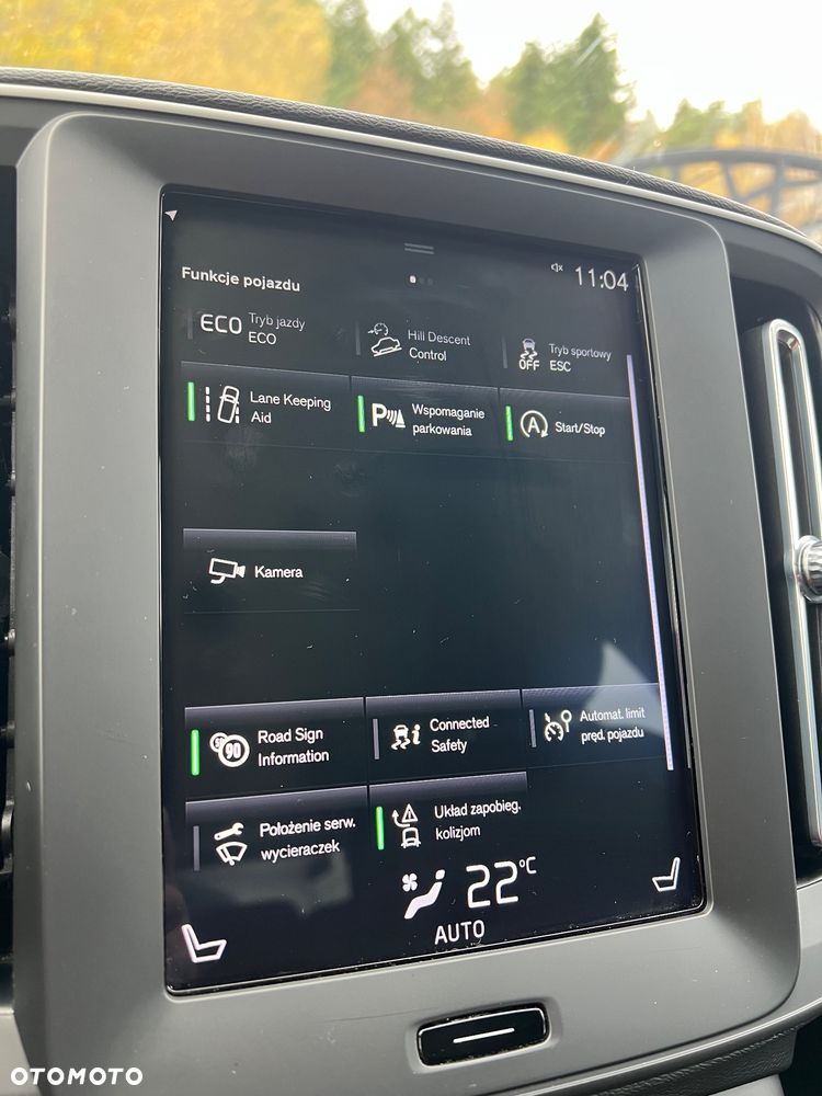 Volvo XC 40 T3 Geartronic Momentum Pro - 24