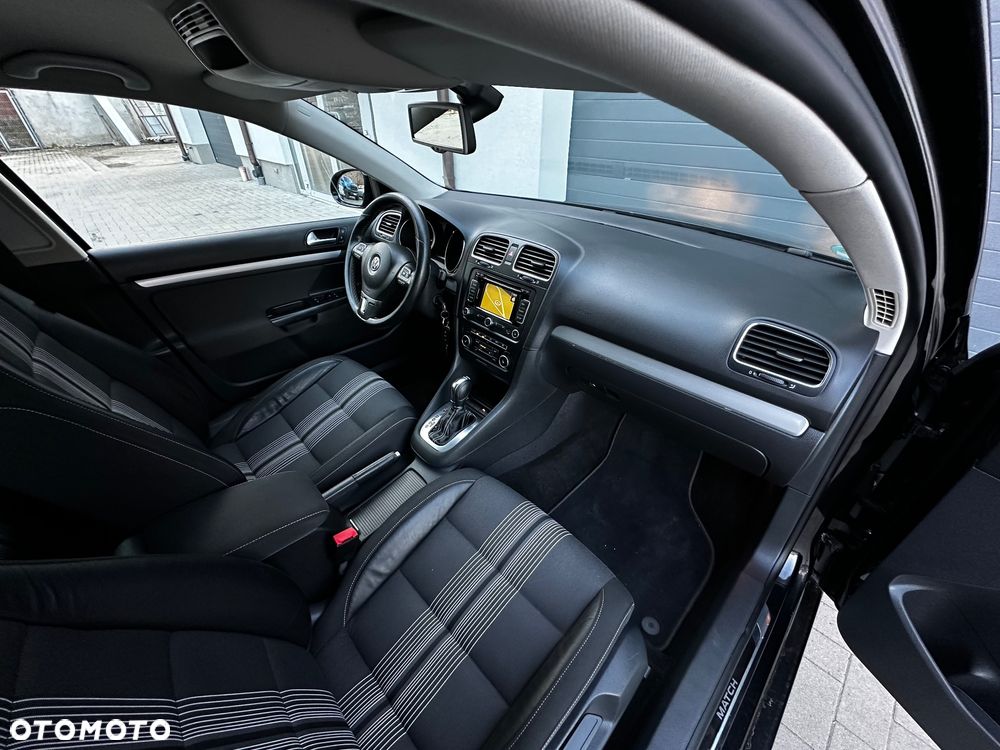 Volkswagen Golf 1.6 TDI Comfortline DSG - 13