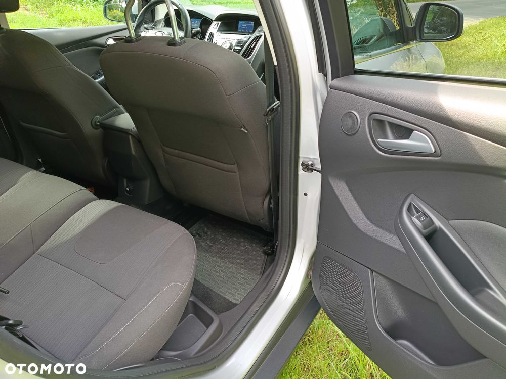 Ford Focus - 12