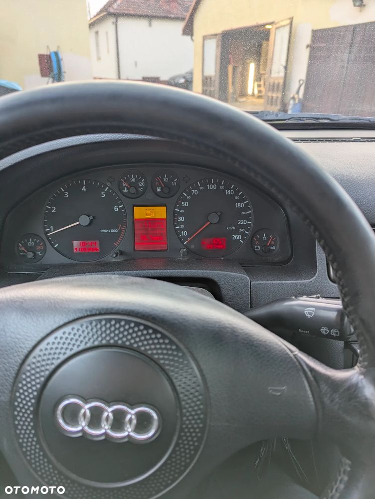 Audi A6 Avant 2.8 30V - 21