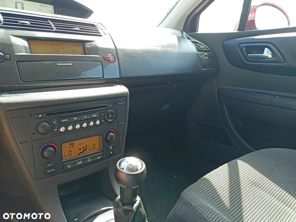 Citroën C4 - 11