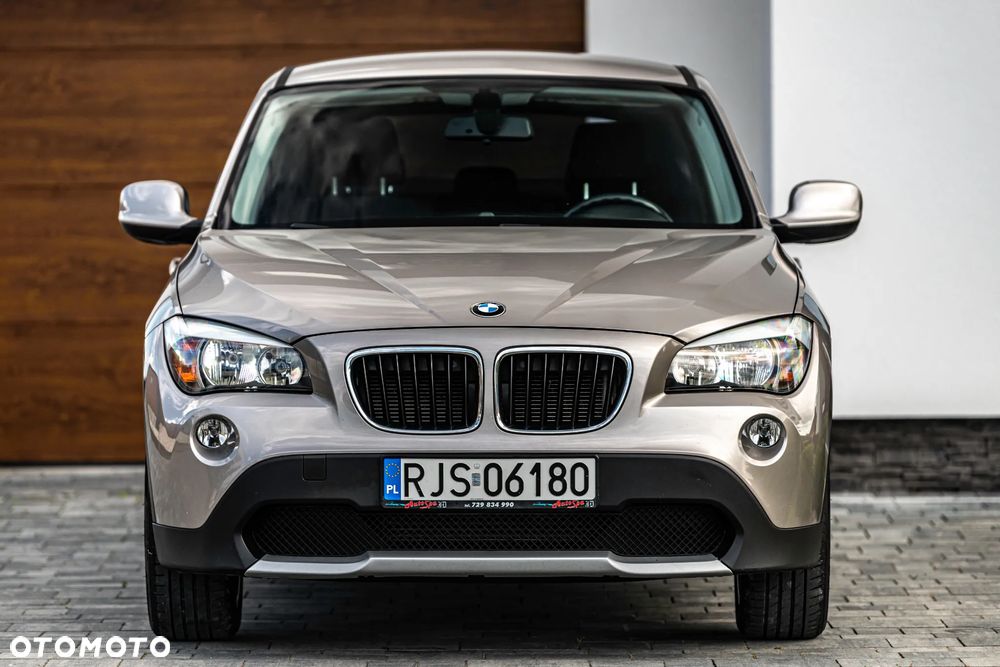 BMW X1 sDrive18d - 14