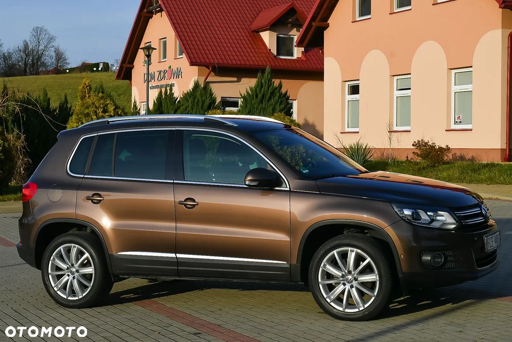 Volkswagen Tiguan 2.0 TDI 4Mot Sport&Style DSG - 9