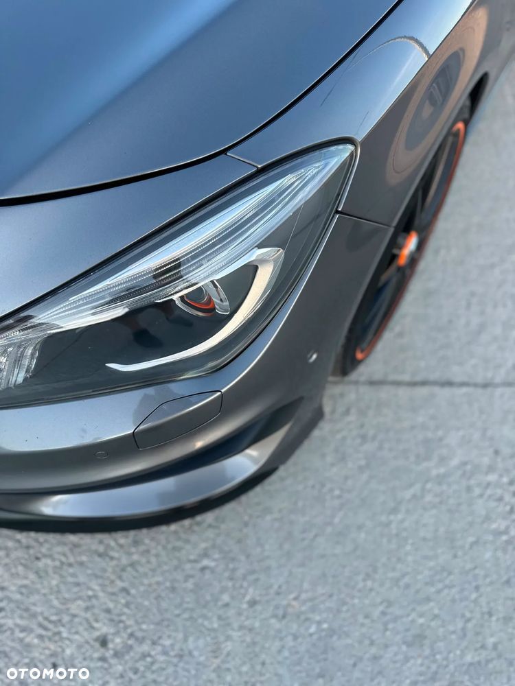 Mercedes-Benz CLA AMG 45 4-Matic - 2