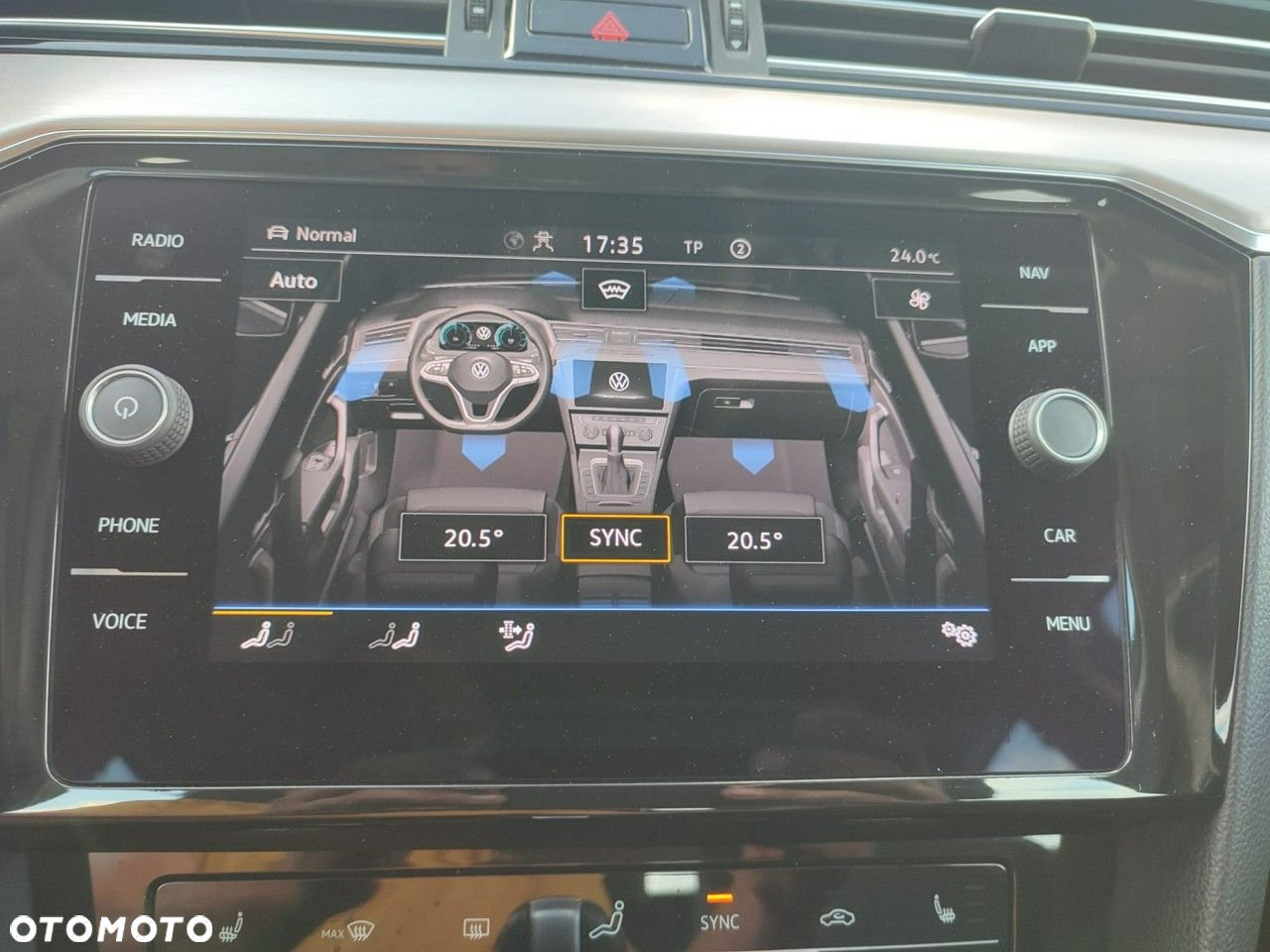 Volkswagen Passat - 14