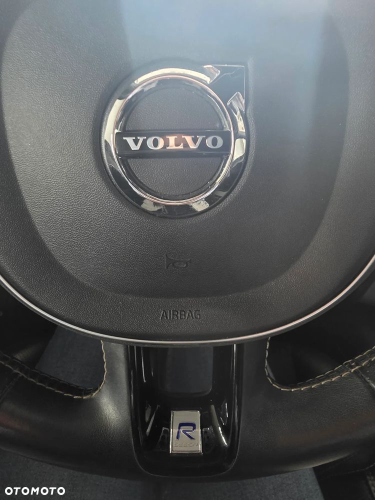 Volvo XC 90 D5 SCR AWD R-Design - 18