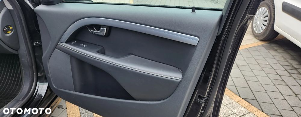 Volvo V70 D4 Geartronic Summum - 15