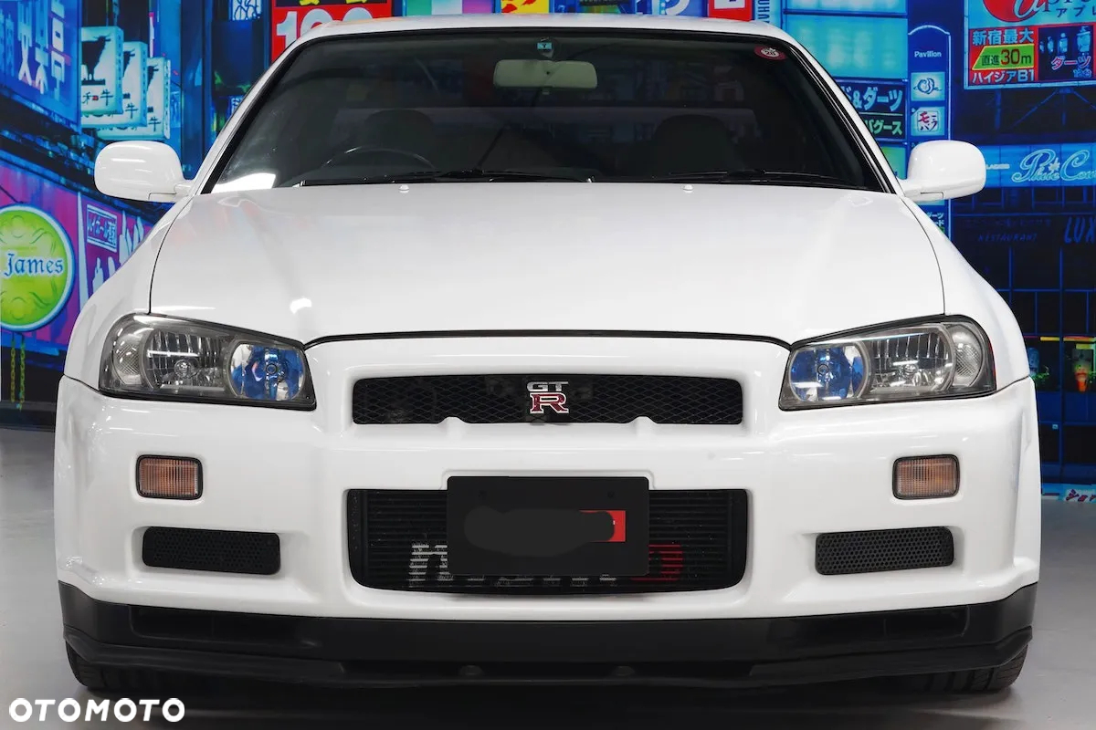 Nissan Skyline - 20