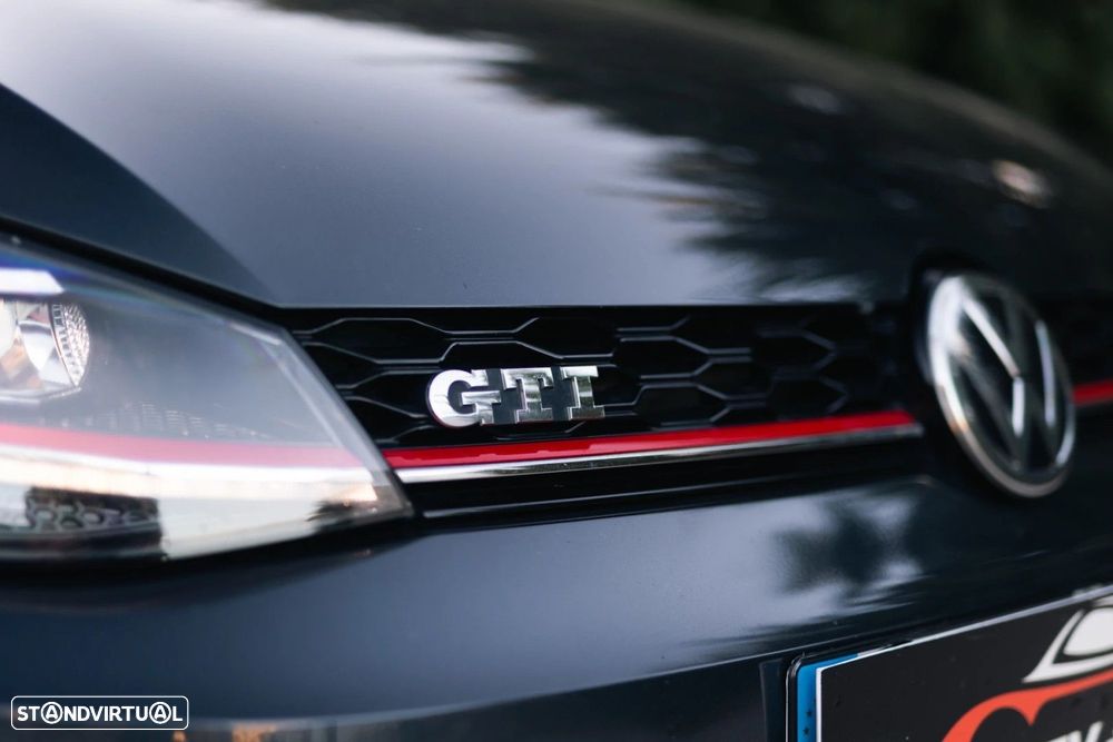VW Golf 2.0 TSi GTi - 32