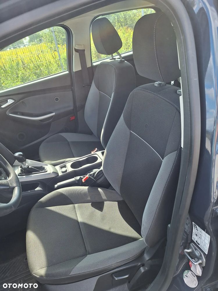 Ford Focus - 11