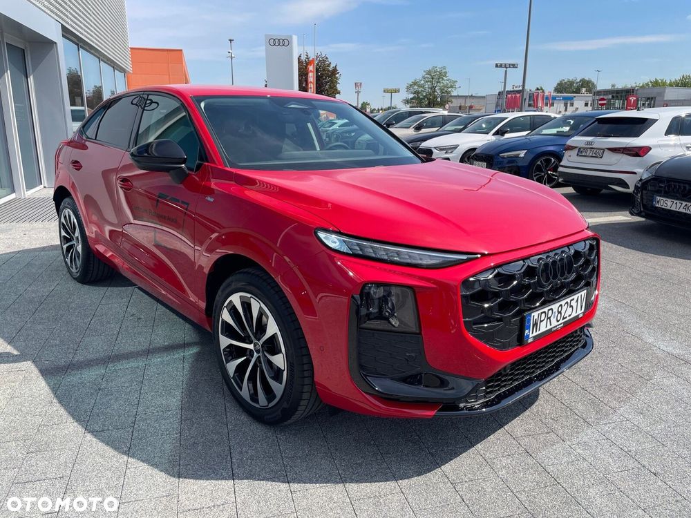 Audi Q3 Sportback - 11