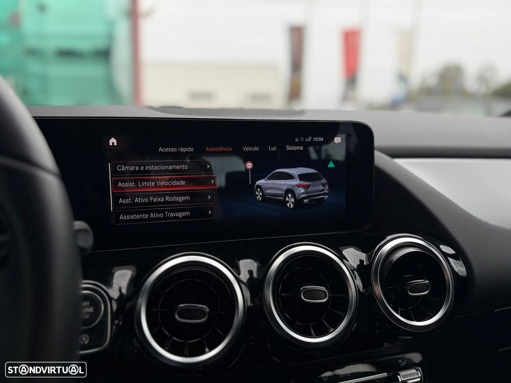 Mercedes-Benz GLA 180 d 8G-DCT Progressive - 20