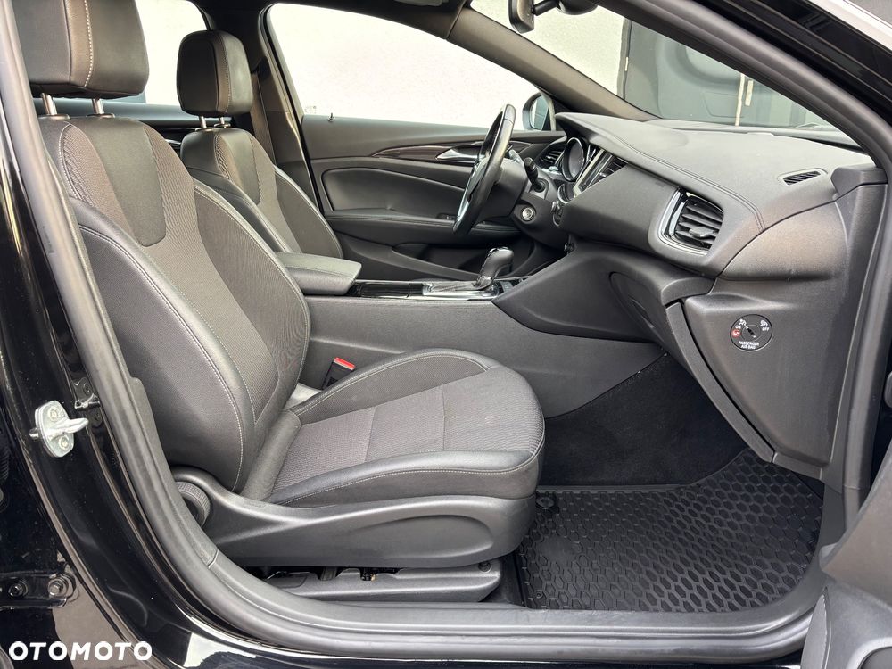 Opel Insignia 2.0 CDTI Business Elegance S&S - 32