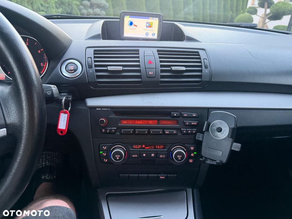 BMW Seria 1 118d DPF - 7