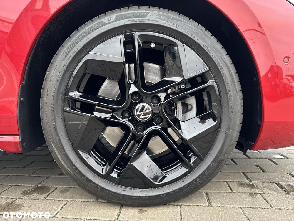 Volkswagen Passat - 14