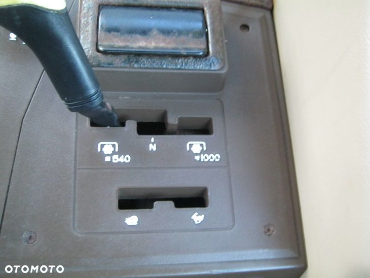 John Deere 6110- 2 RM - 10