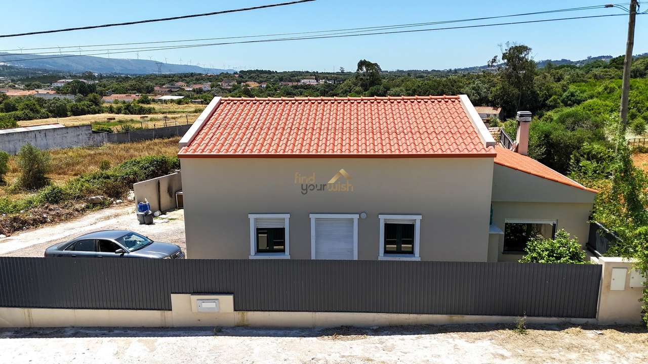 Quintinha Renovada com Terreno de 14.760 m² em Carvalhal, Turquel - Grande imagem: 4/19
