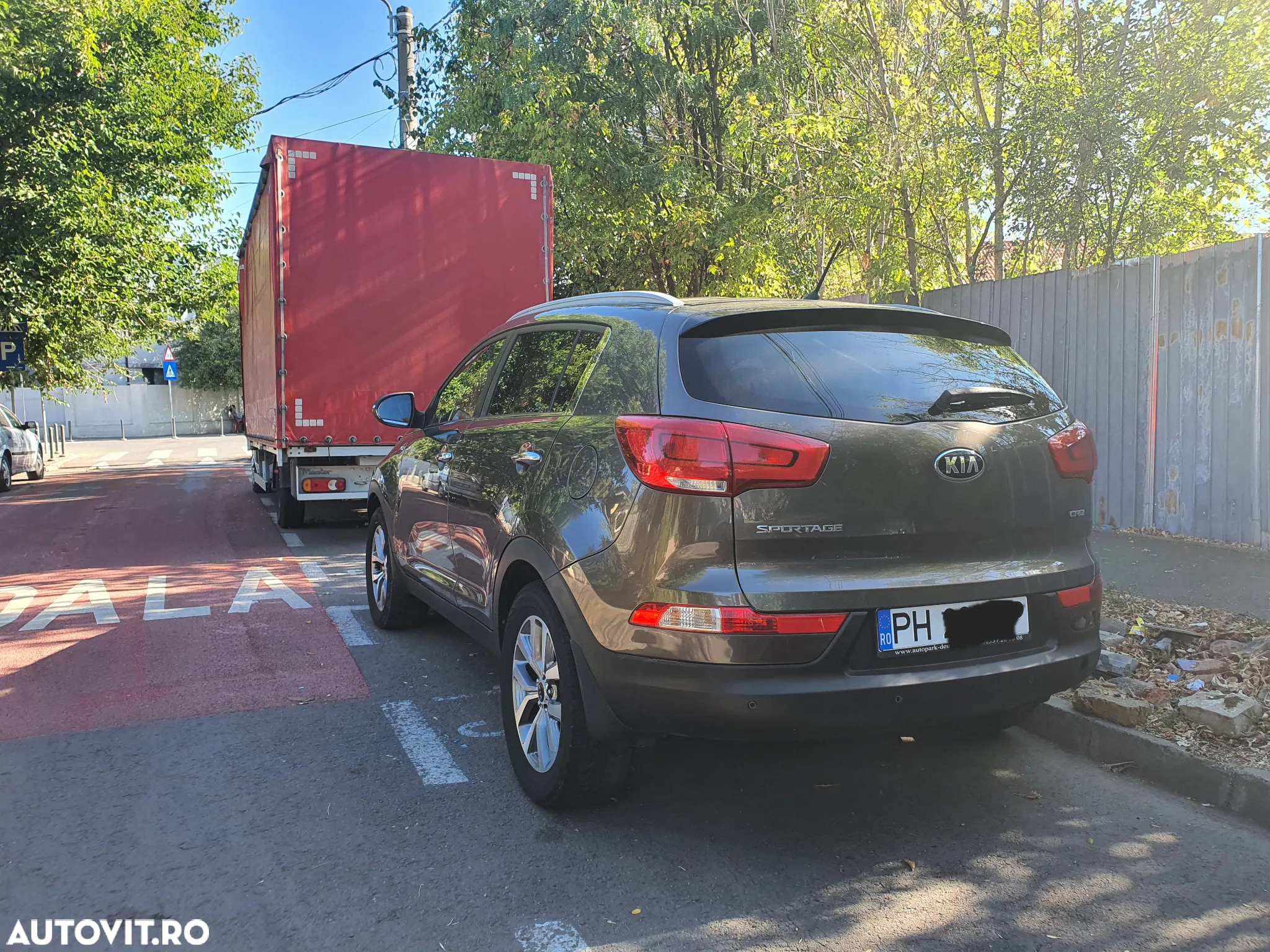 Kia Sportage 2.0 DSL 6MT 4x4 Style - 3