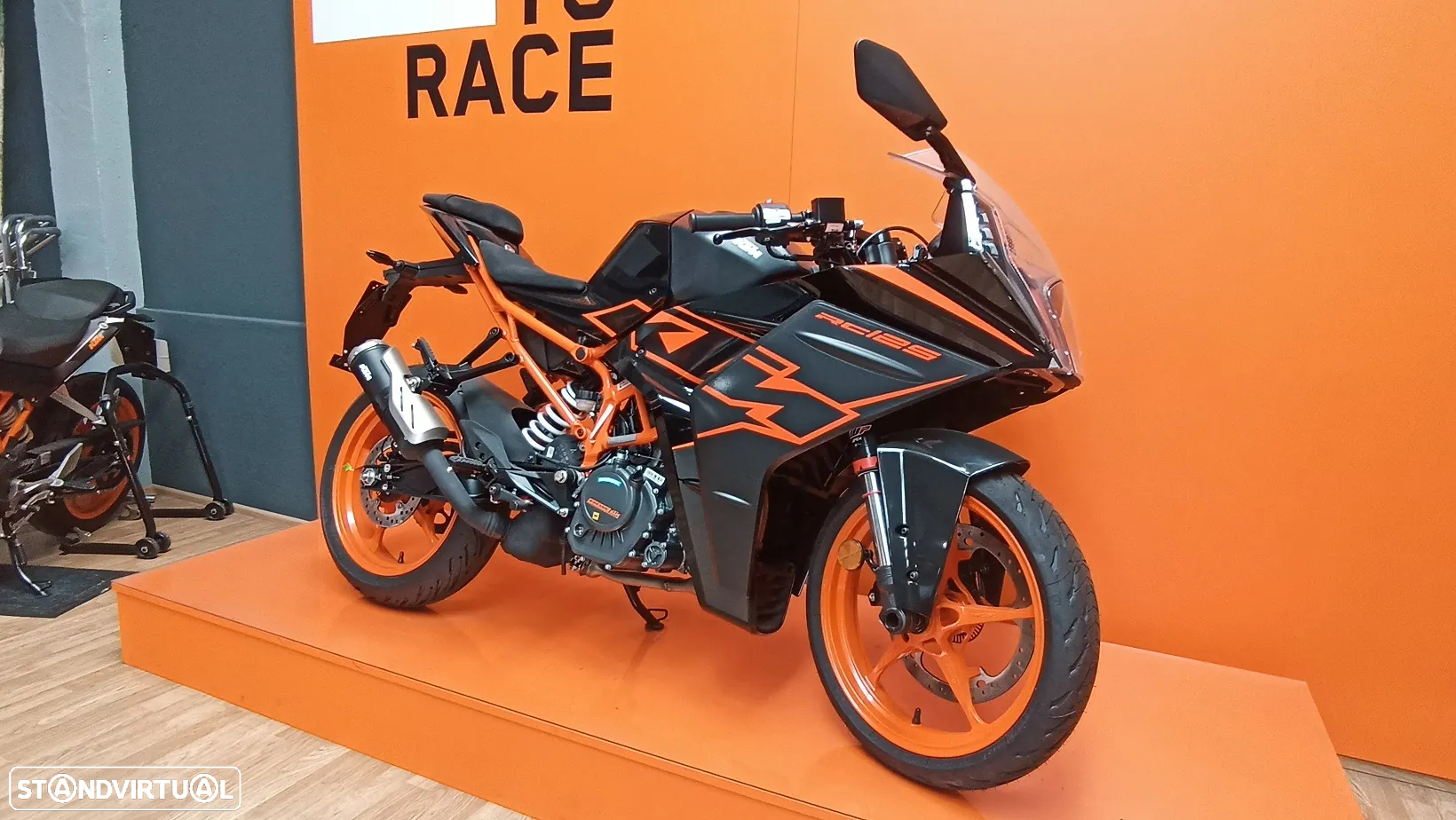 KTM RC 125 - 3