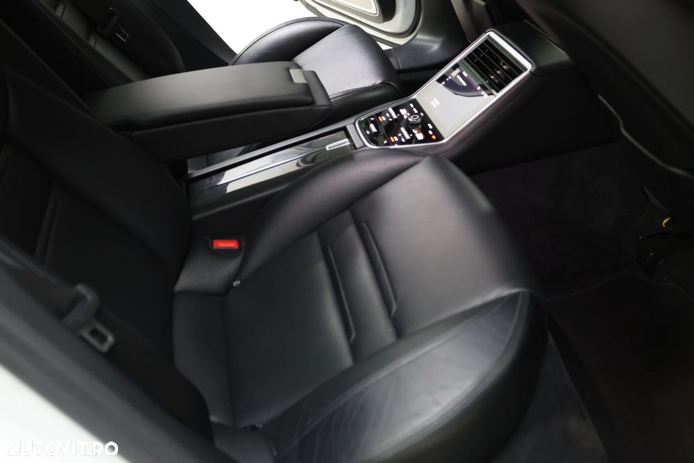 Porsche Panamera Turbo S E-Hybrid Executive - 28