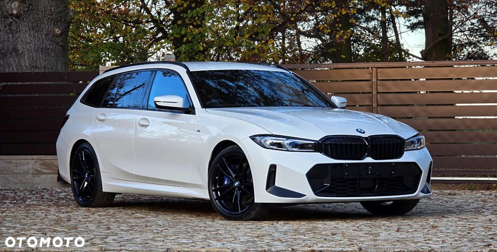 BMW Seria 3 320d Touring xDrive M Sport - 4