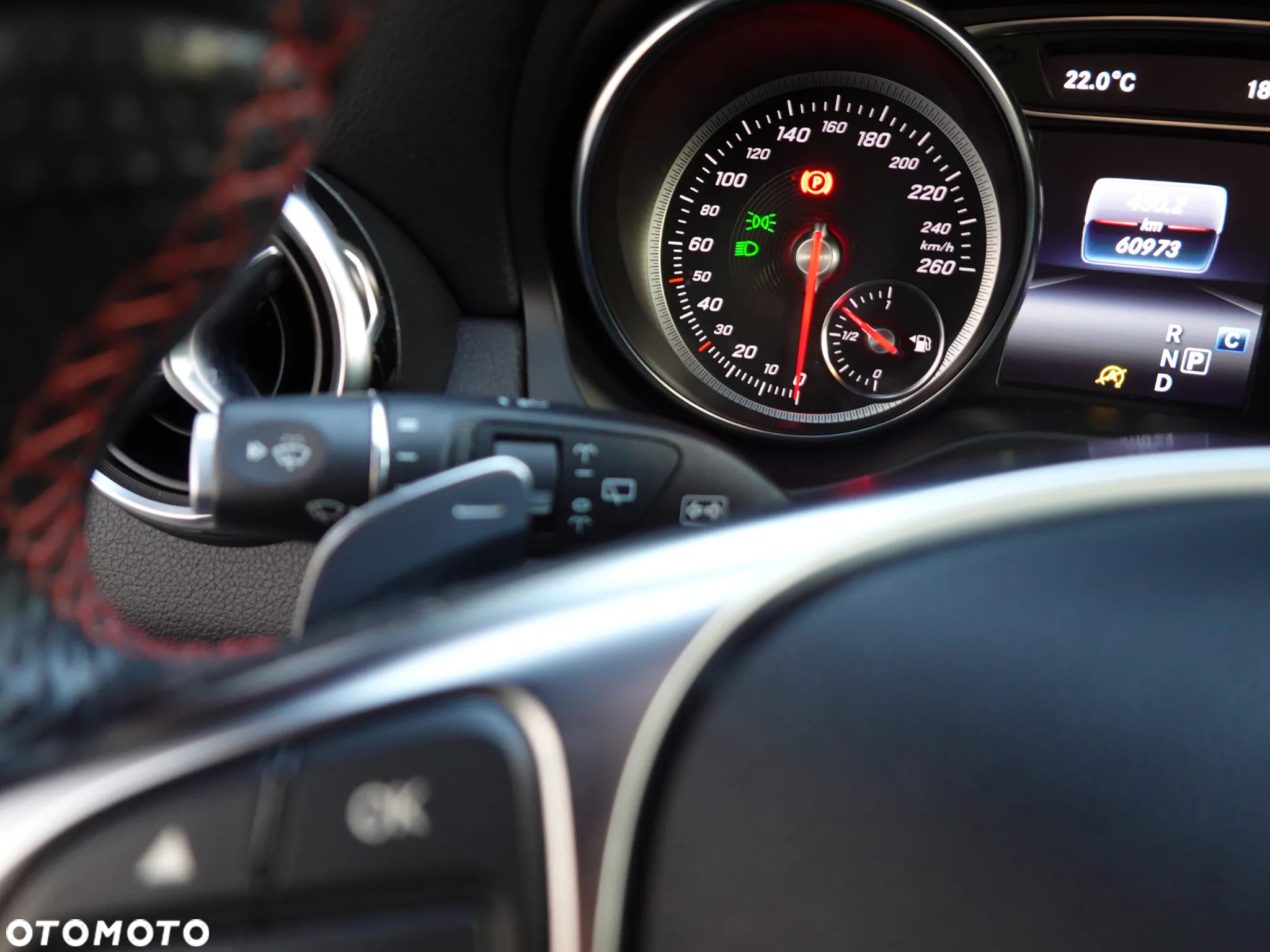 Mercedes-Benz GLA 200 7G-DCT AMG Line - 25