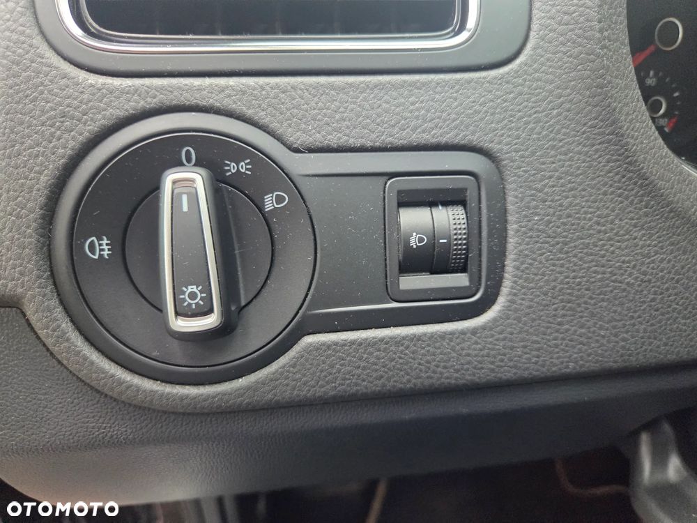 Volkswagen Polo 1.0 Lounge - 21