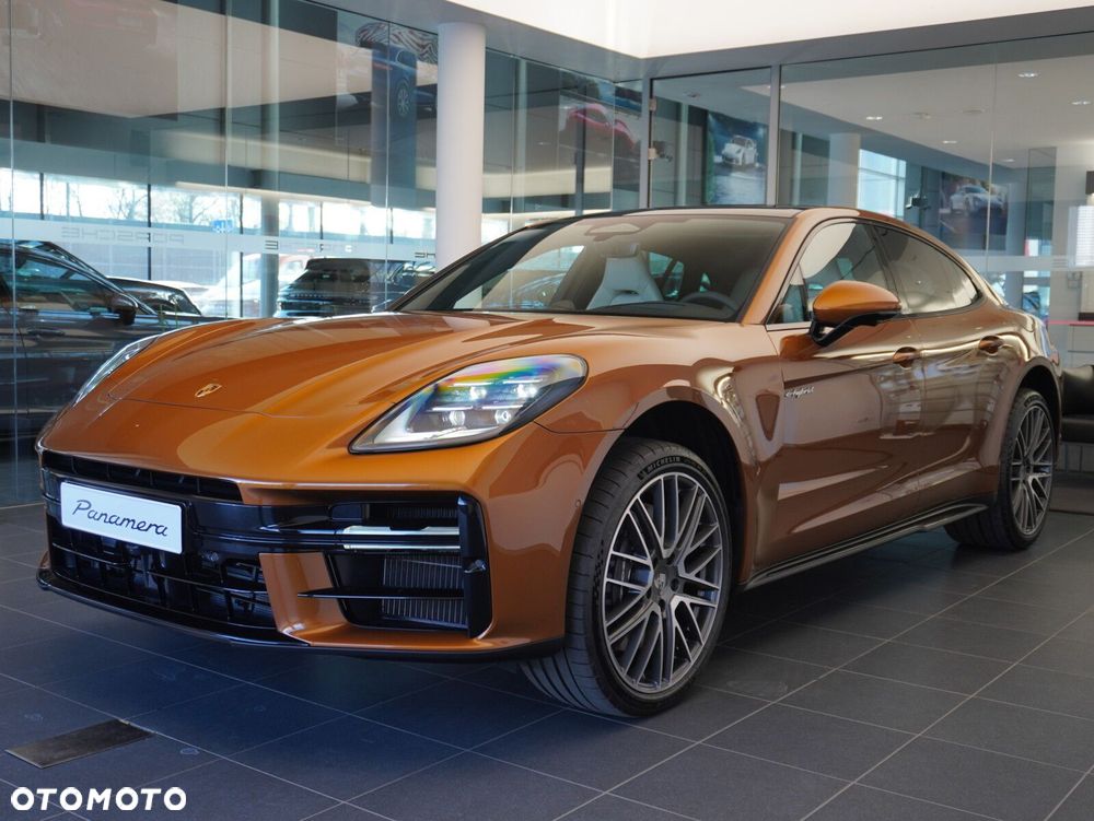 Porsche Panamera 4 E-Hybrid PHEV - 5