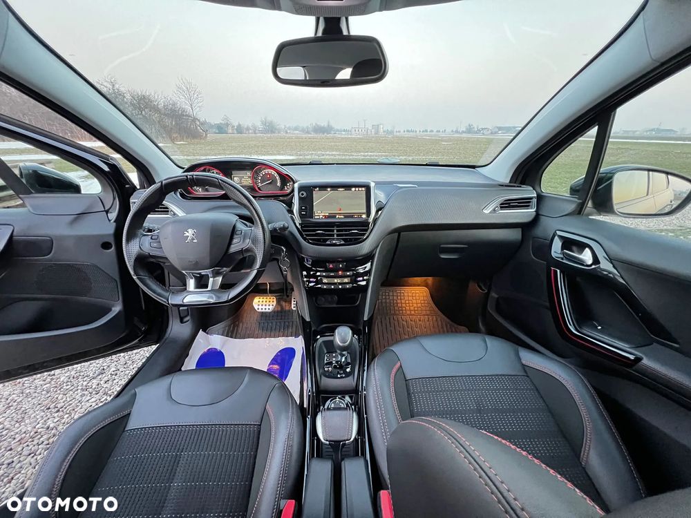 Peugeot 2008 BlueHDi 120 EAT6 Black Edition - 19