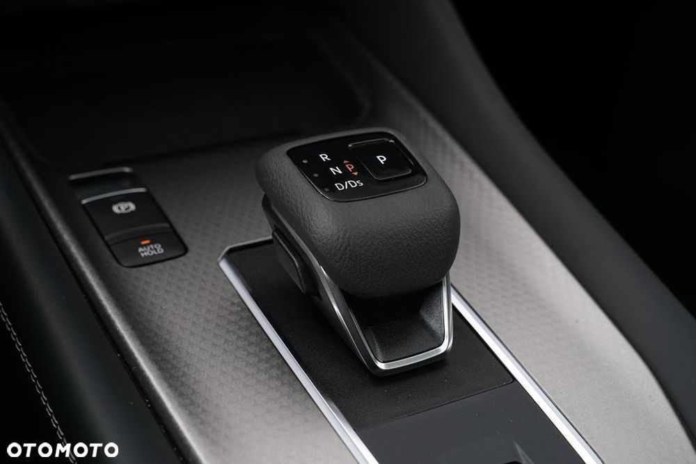 Nissan Qashqai 1.3 DIG-T MHEV N-Connecta Xtronic - 20